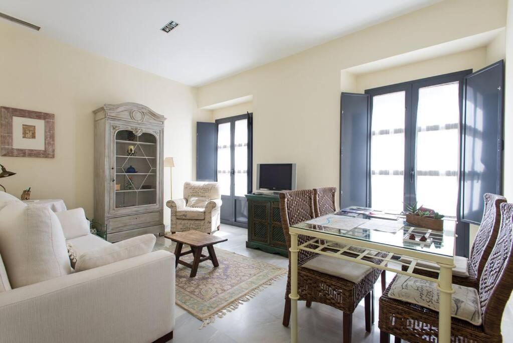 Apartamento Apt. Sierpes-cuna, Wifi, Hvac Sevilla