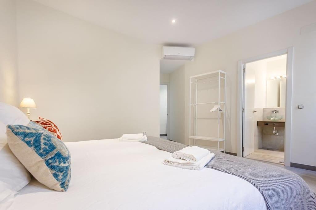 Holi-rent Harinas Apartamento Sevilla