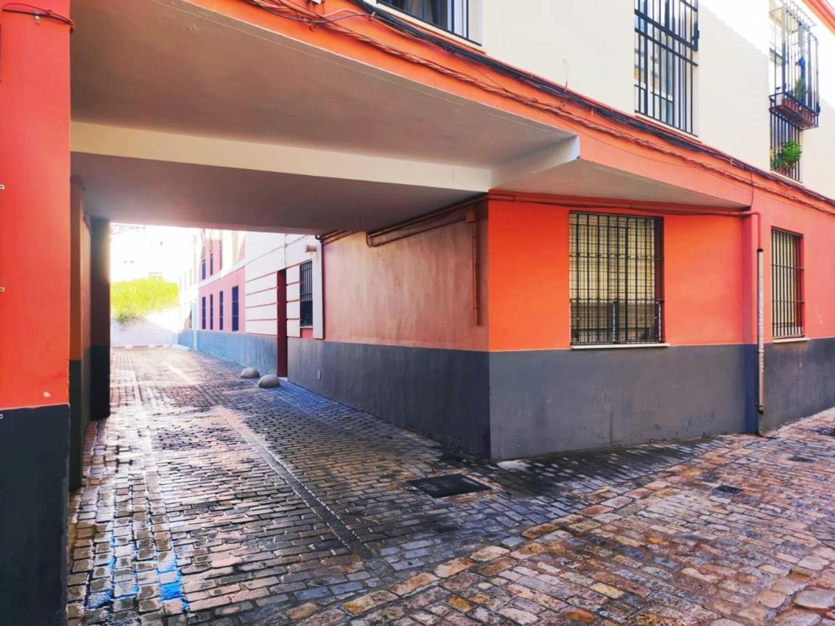 Apartment Casa Torrijiano.parking Gratis!. Seville