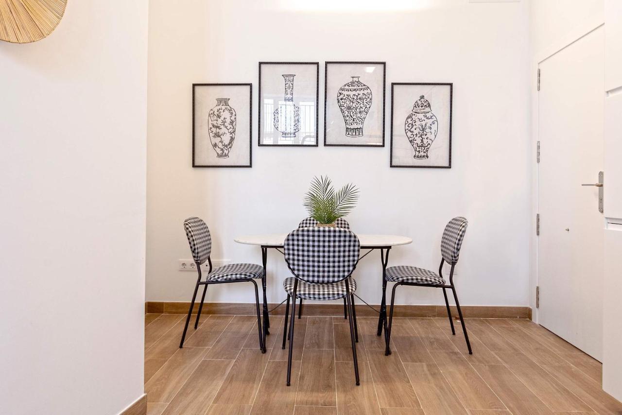 Apartment Genteel Pajaritos 17 *