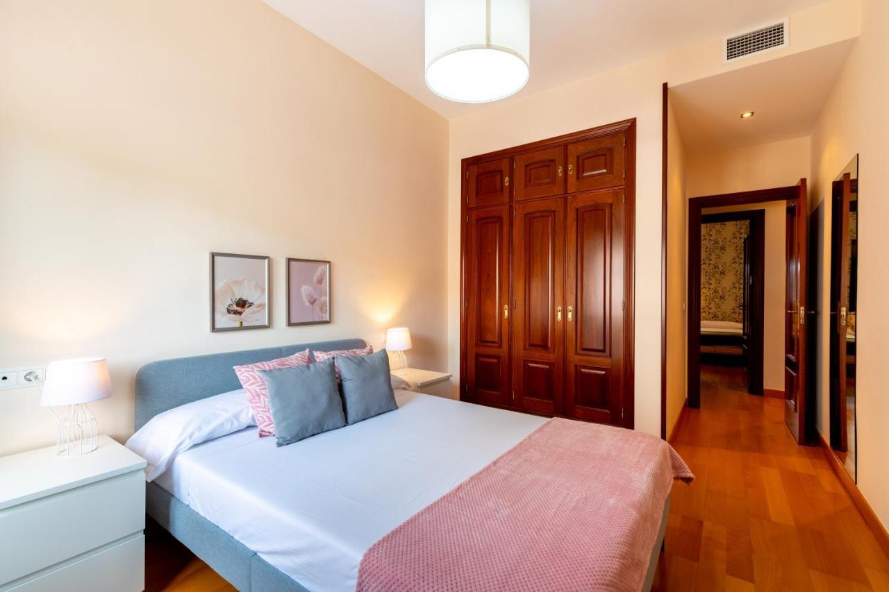 Center Of Seville! Luxury In Sevillian Manor House! Apartment *
