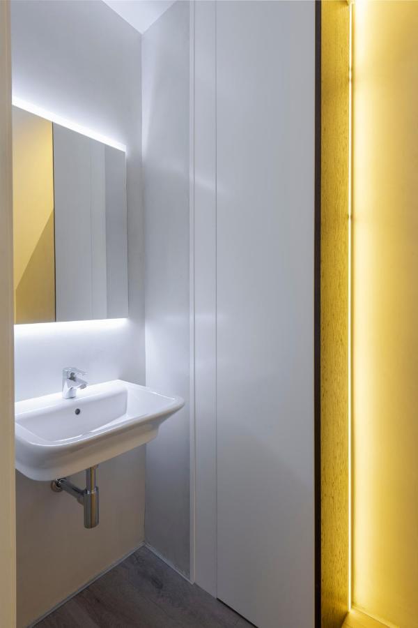 Unika Homes Faustino & Terrace Apartment Seville