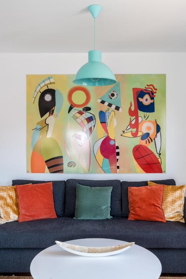 Colorful Terrace Urban Apartment