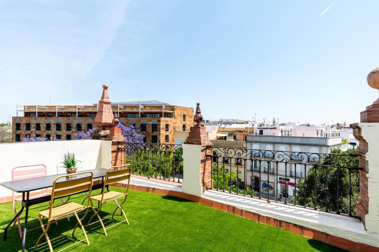 Apartment Colorful Terrace Urban