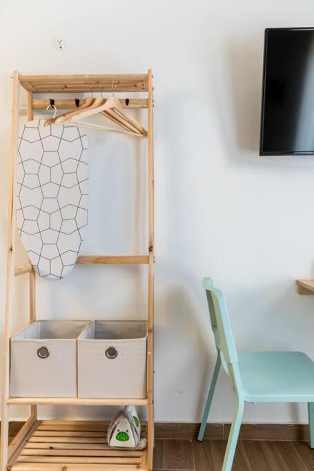 Sunny Study In Triana Apartment Seville