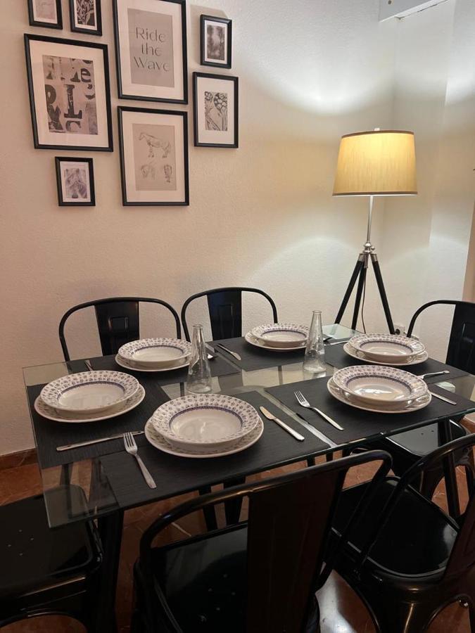 Turistico R. Gonzalez Abreu Apartment Seville