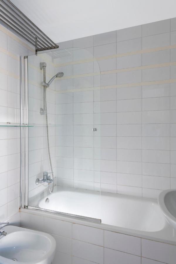 Con Terraza En Centro By Rent Me Apartamento *