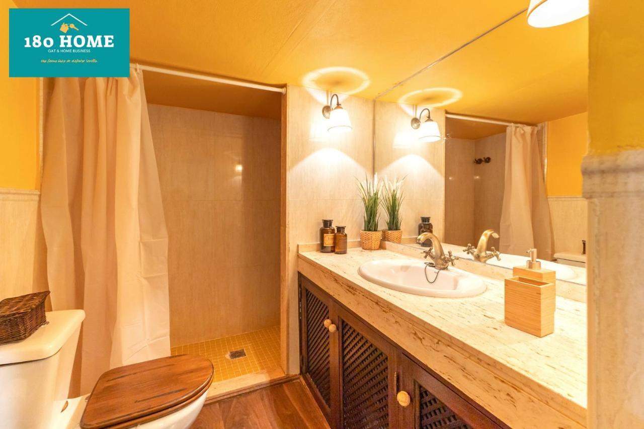 180 Luxury Peral 58 - Anibal Gonzalez *
