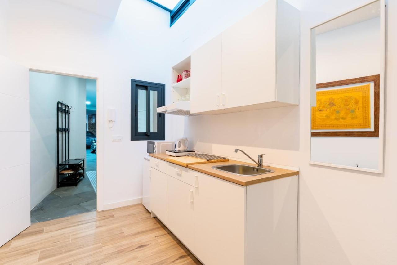 Veoapartment Relator Patio Homestay Seville