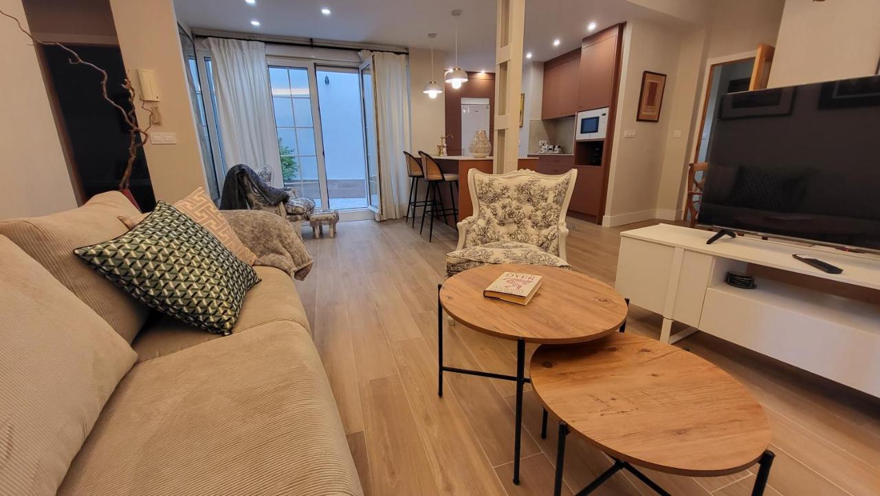 Rentalsevilla En La Plaza Del Salvador Apartment *