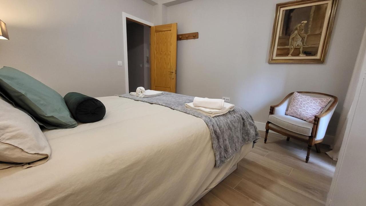 Rentalsevilla En La Plaza Del Salvador Apartment