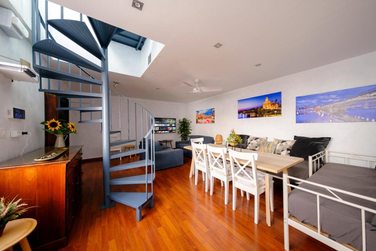 Rubens Atico - Center Apartment *