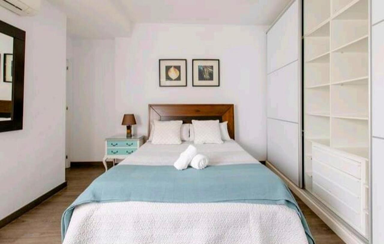 Apartment Amplio Apartamento Oldtown-free Parking Seville