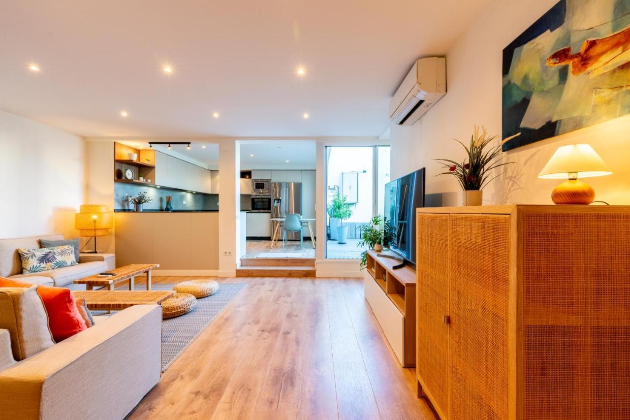 Centrico Y Luminoso Atico Apartamento