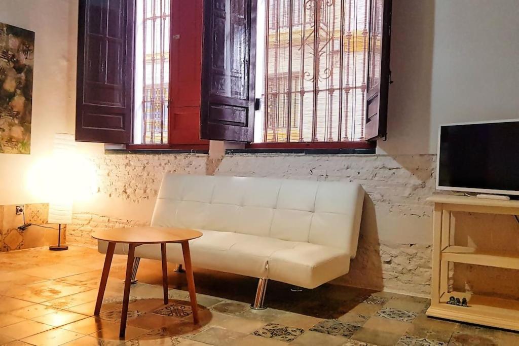 B Reform Netflix Parking Segun Disponibilidad * Sevilla