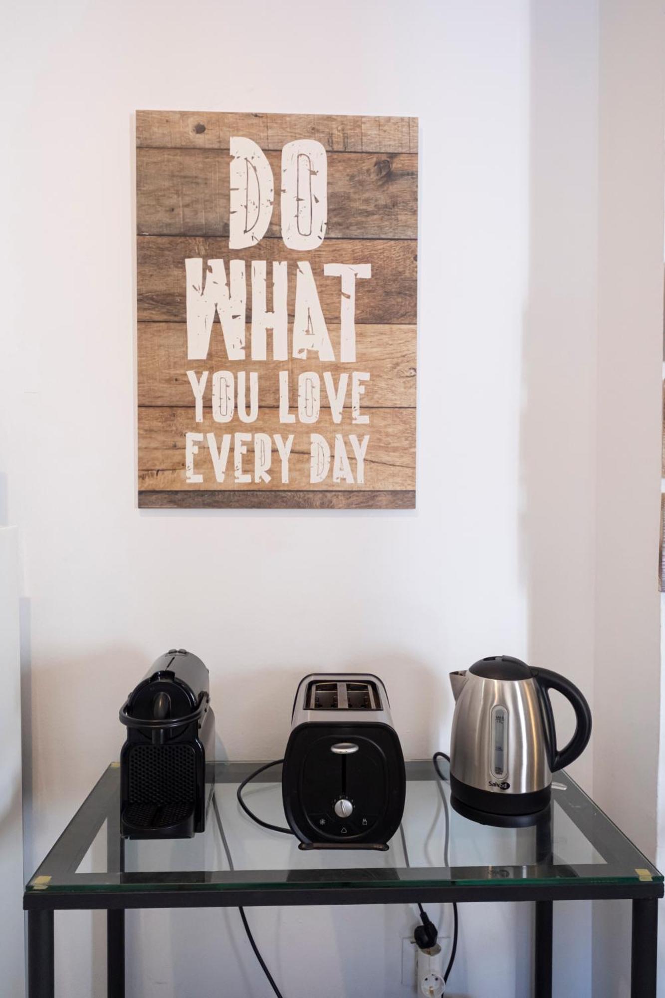 Con Encanto En Patio Sevillano Apartment *