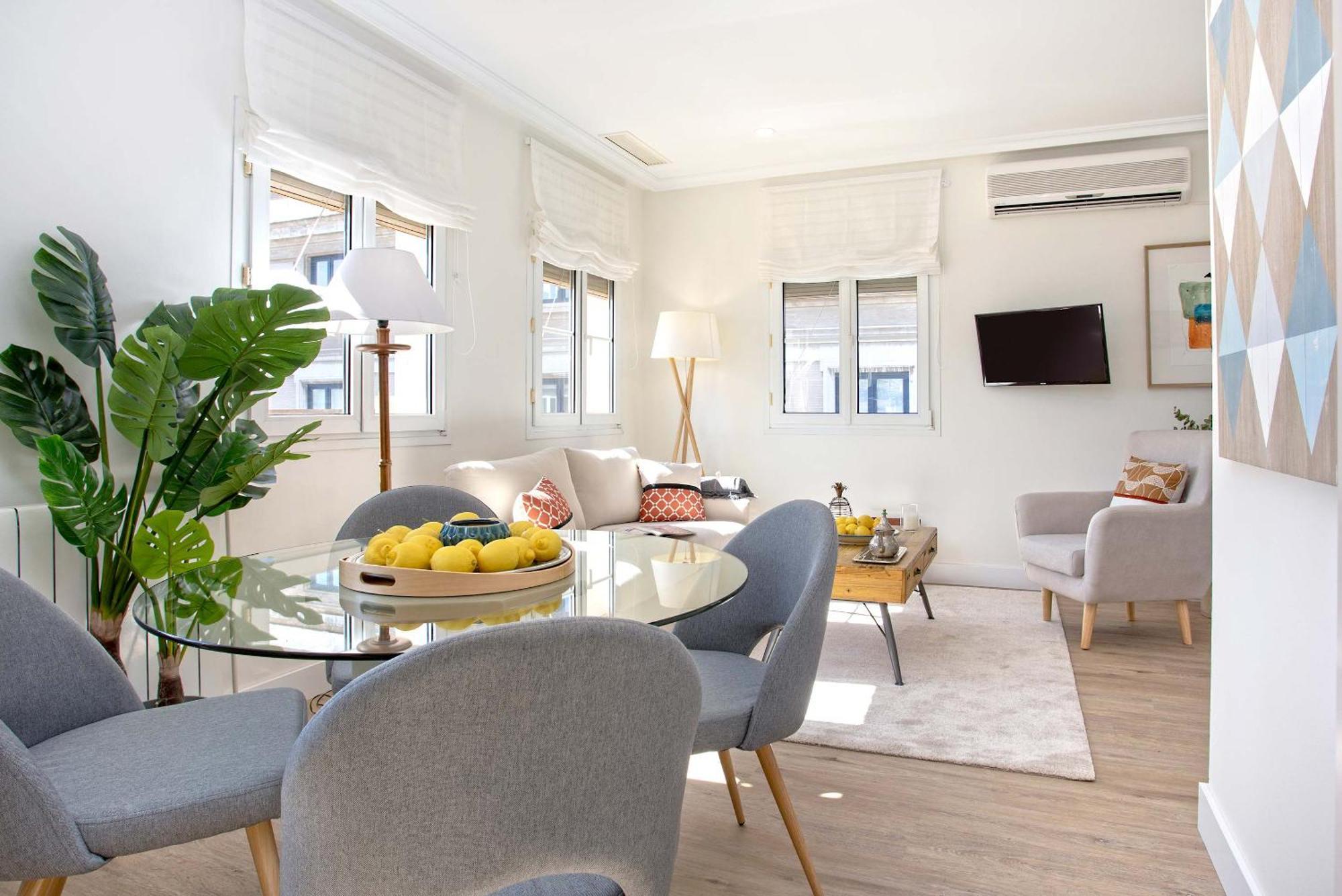 Apartment Genteel Giralda *