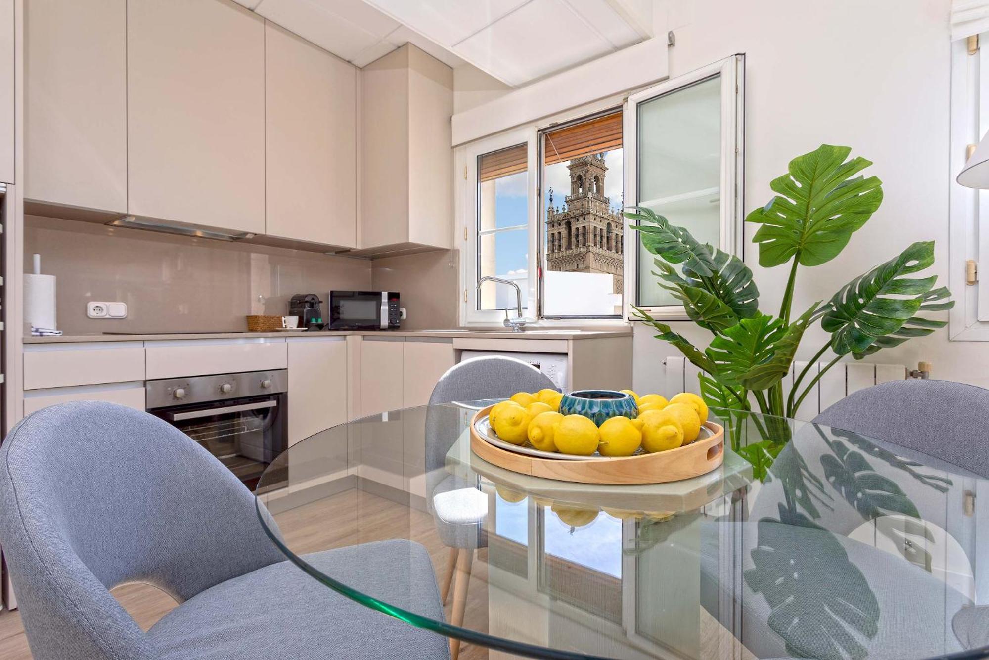 Apartment Genteel Giralda Seville