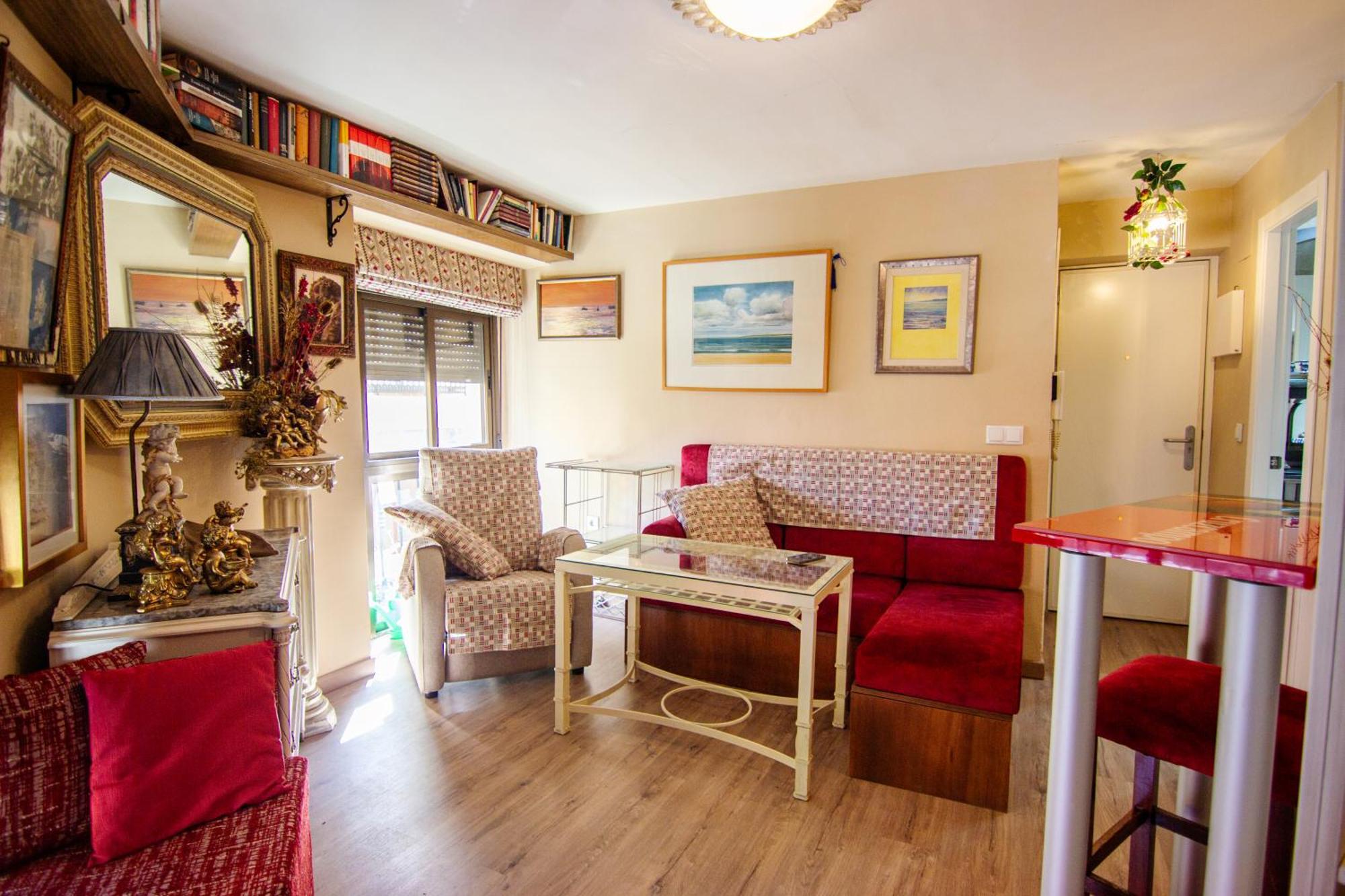Rentalsevilla Trajano Apartment