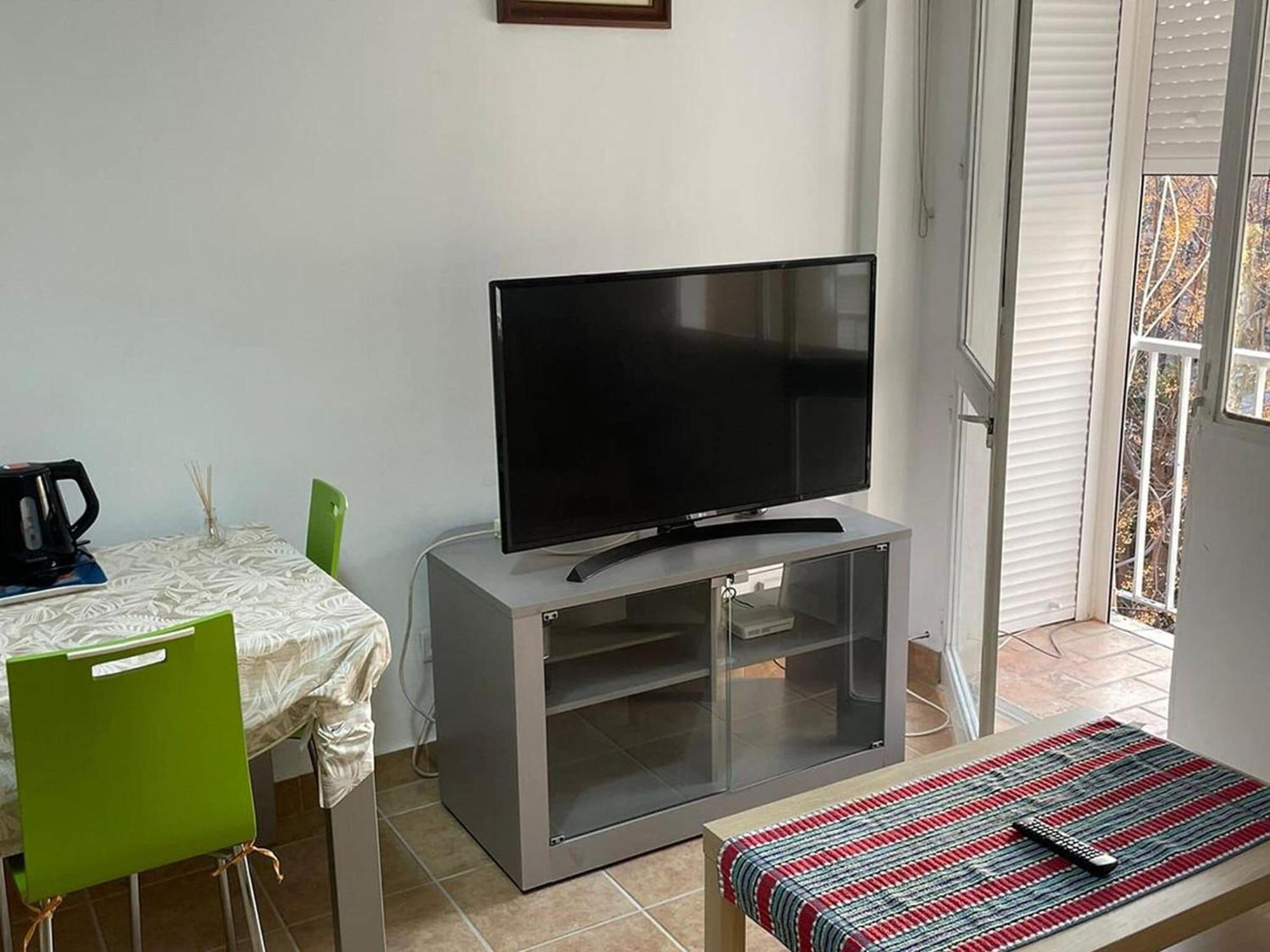 Cosy With Shared Balcony * Seville