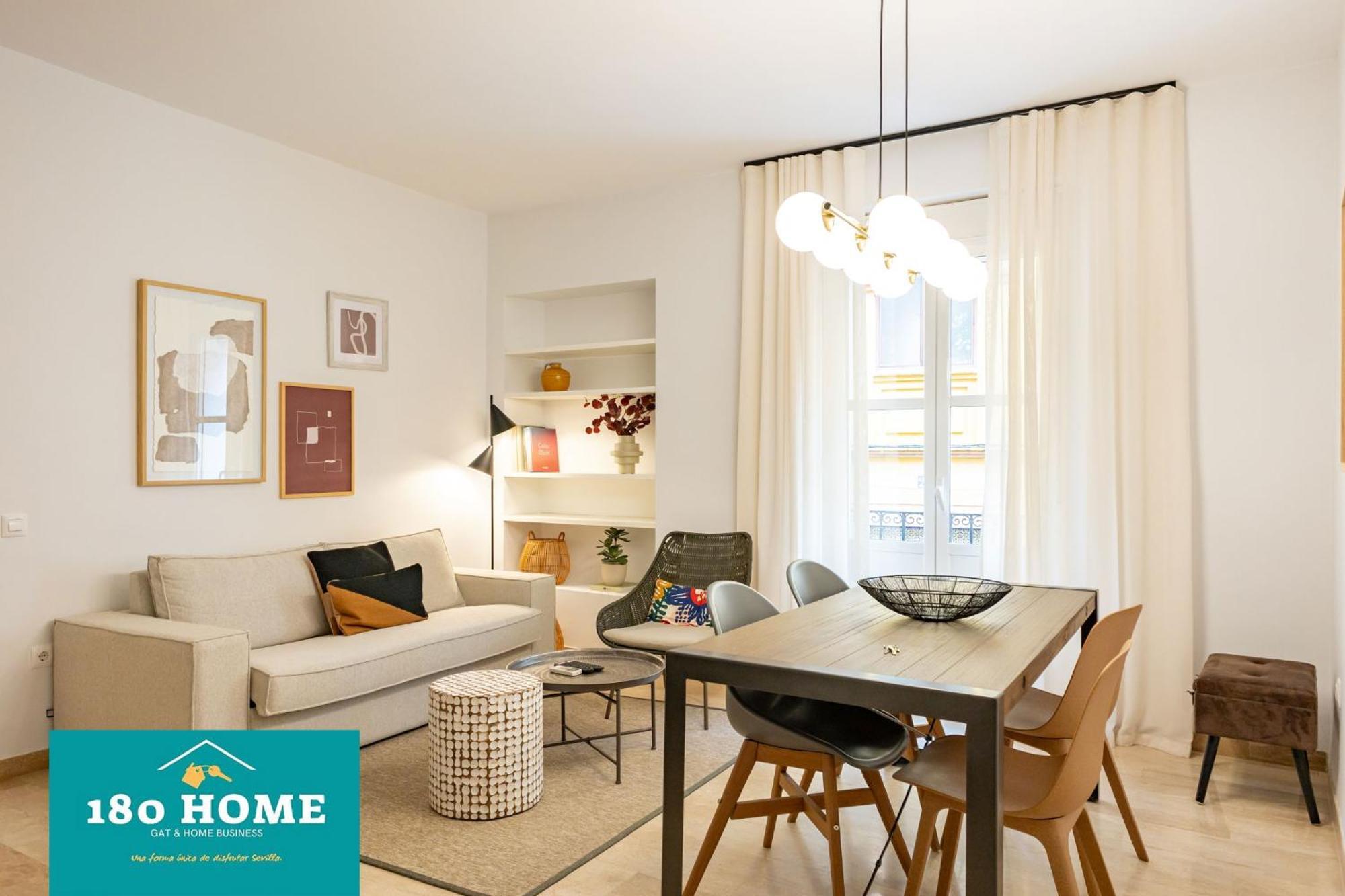 180 Goyeneta Luxury * Seville