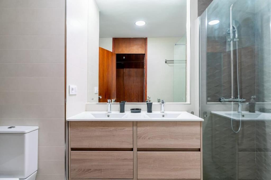 Apartment Mv Brand New Downtown Martinvilla *
