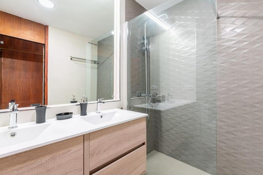 Mv Brand New Downtown Martinvilla Apartment *