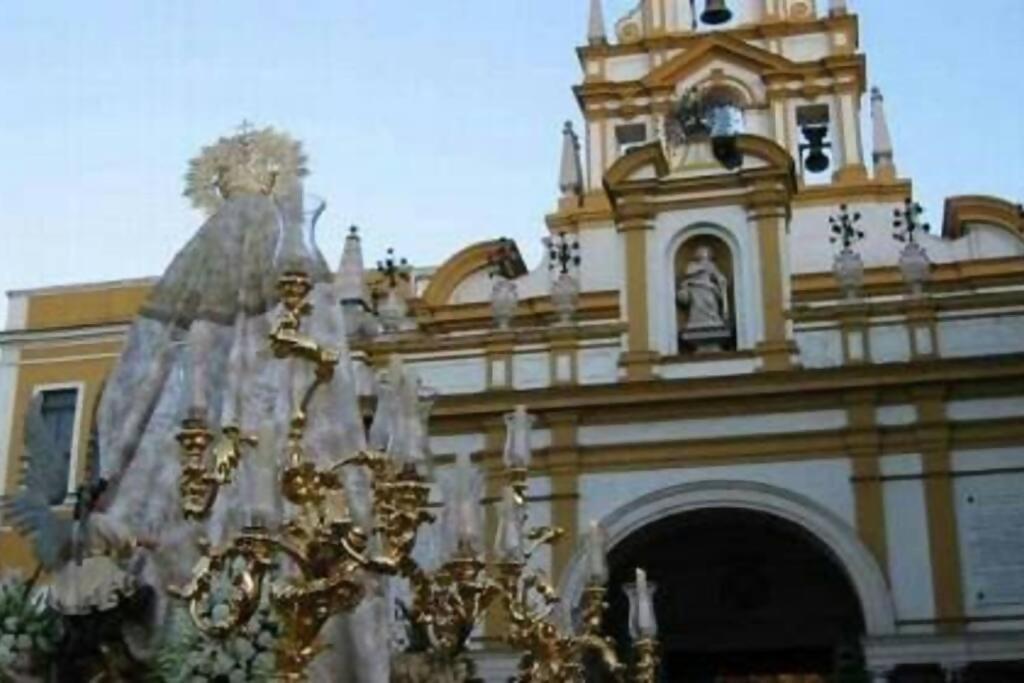 C Palacio Parking Segun Disponibilidad * Seville