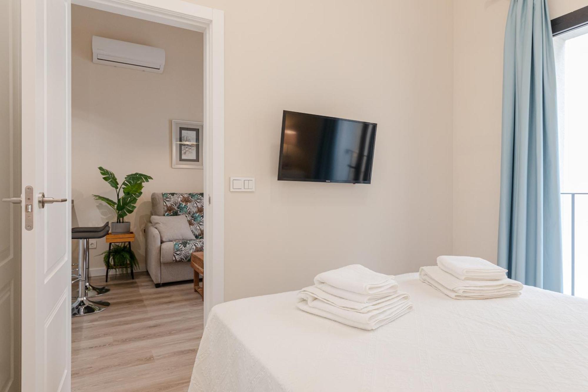 Apartment San Luis Downtown & Pool *