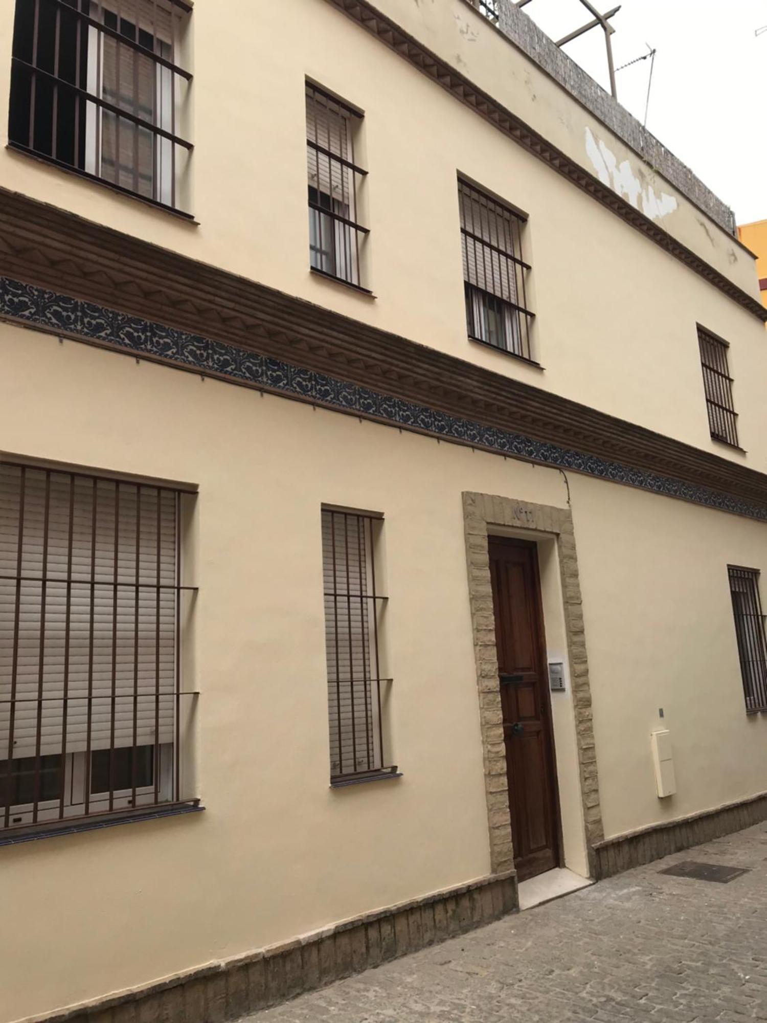Lira Home, Centro * Sevilla