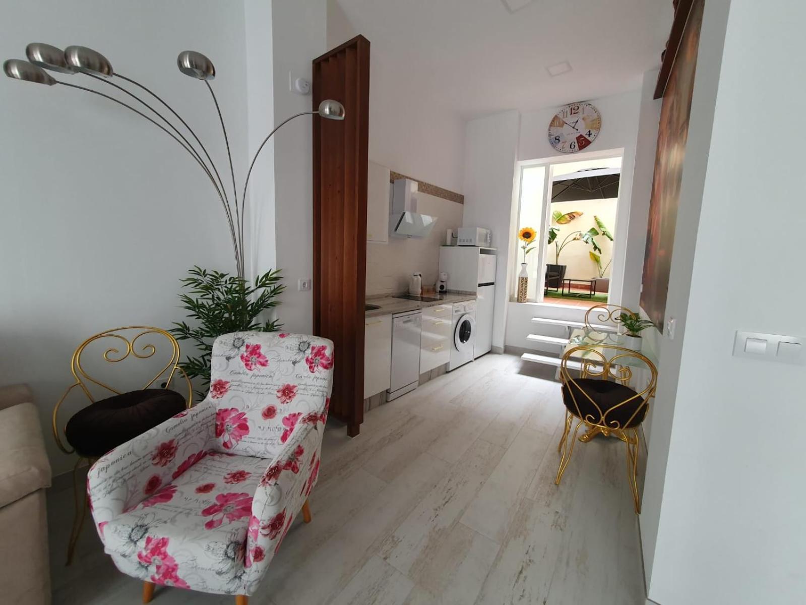 Apartment Deluxe En Av Cruz Roja Seville