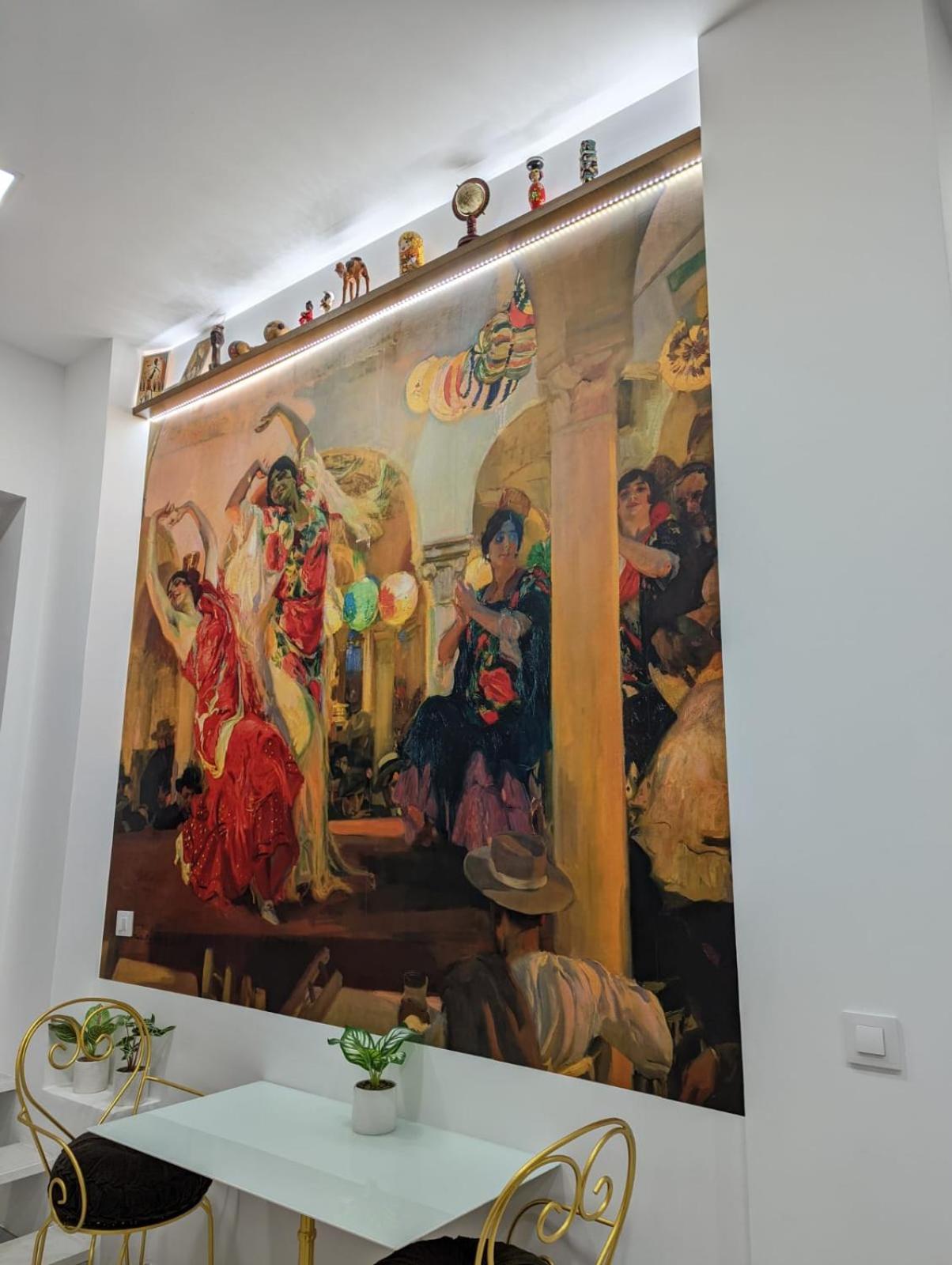 Deluxe En Av Cruz Roja Seville