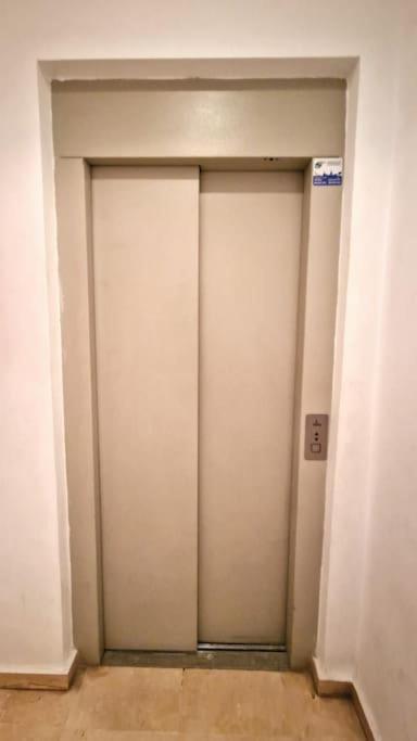Centro Sevilla, 2 Wi-fi/ac Cristina Apartment