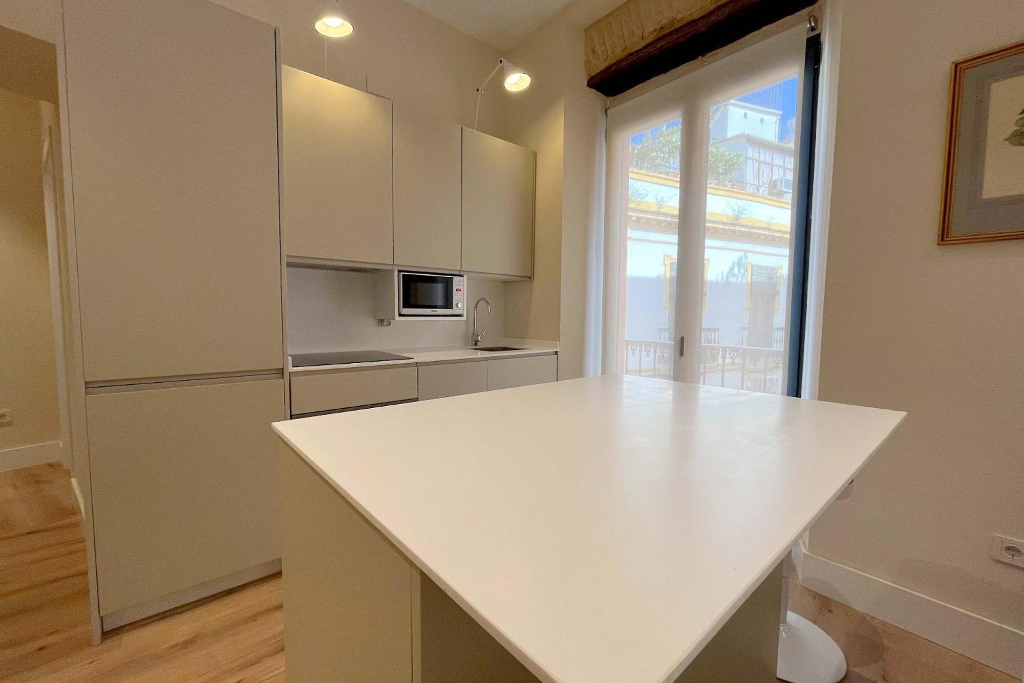 Apartment Genteel Rodrigo Caro Seville