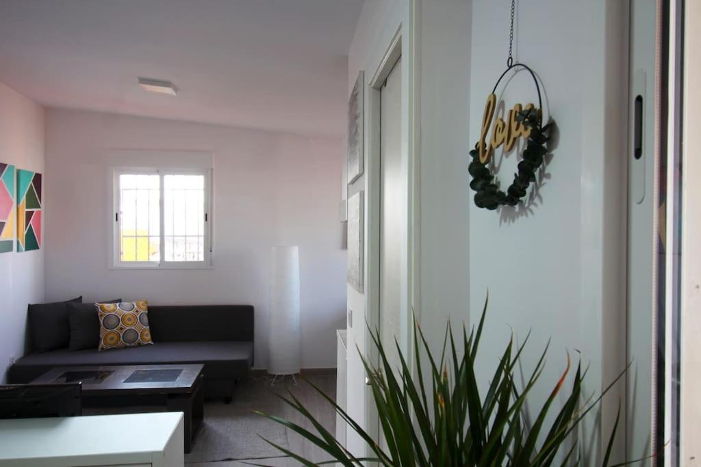 Puerta Osario Con Terraza Apartment