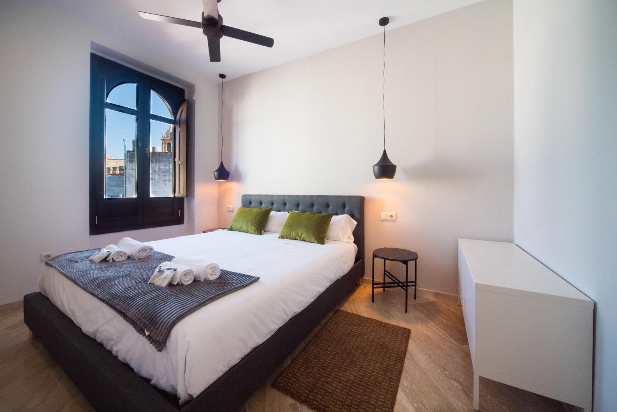 Exclusive Triplex With Private Terrace Apartment *
