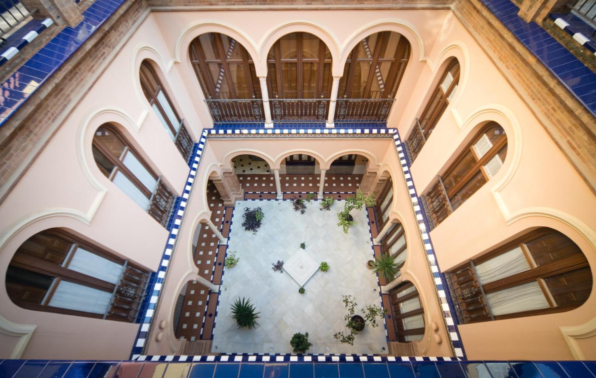 Exclusive Triplex With Private Terrace * Seville