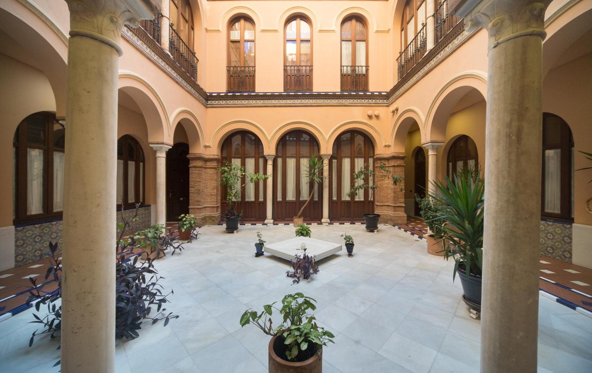 Exclusive Triplex With Private Terrace * Seville