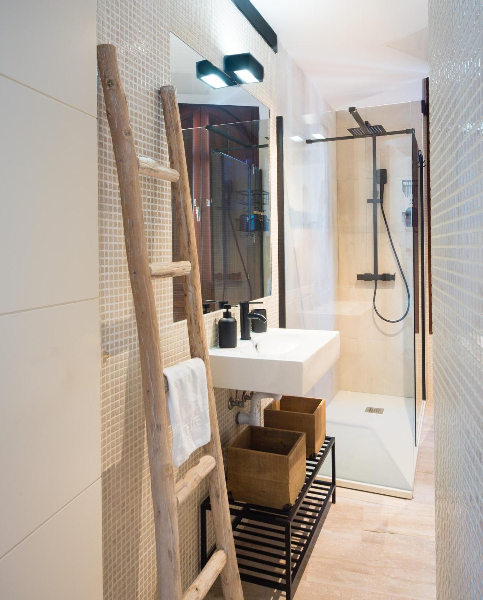 Exclusive Triplex With Private Terrace