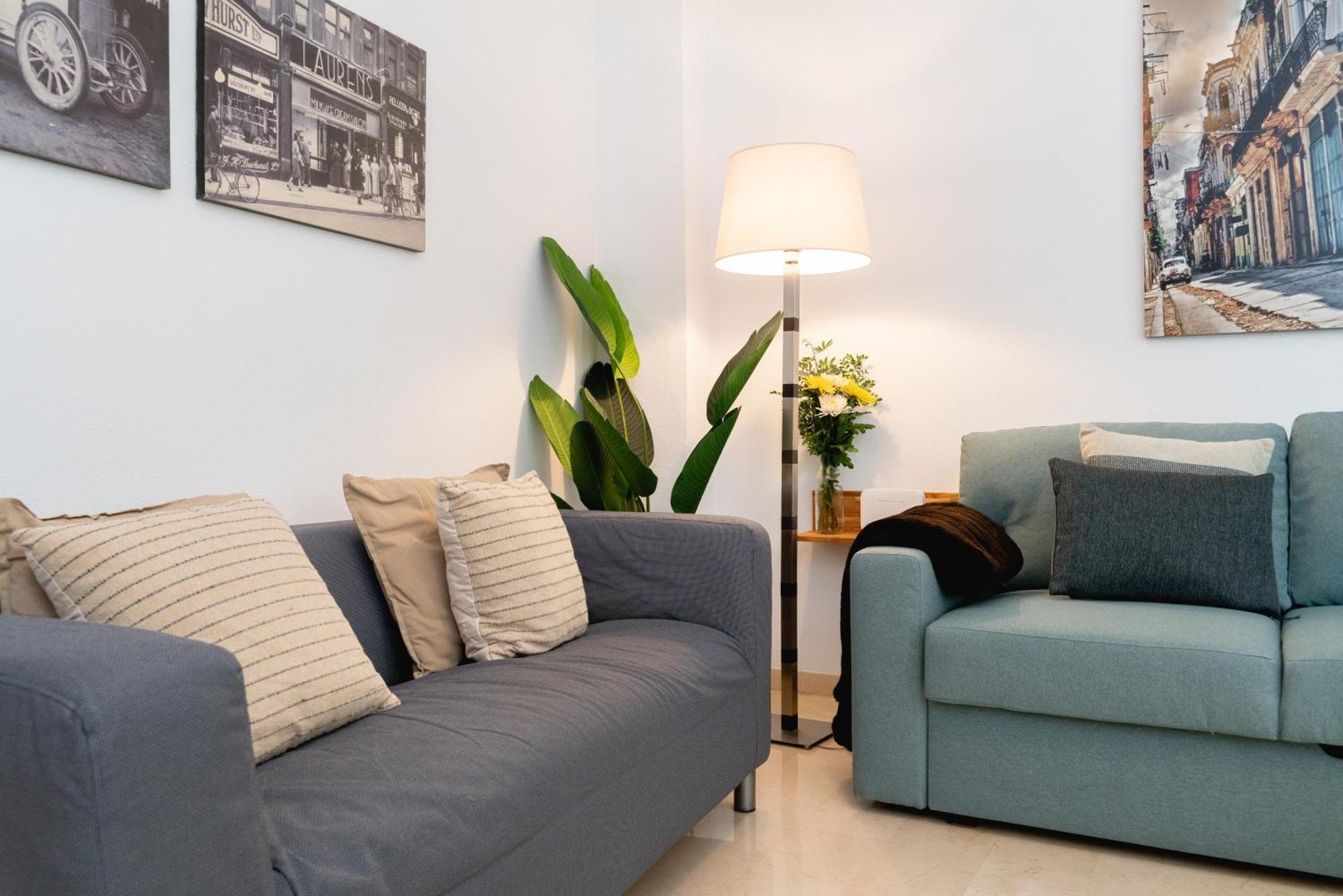 Apartment Castilla 61 *