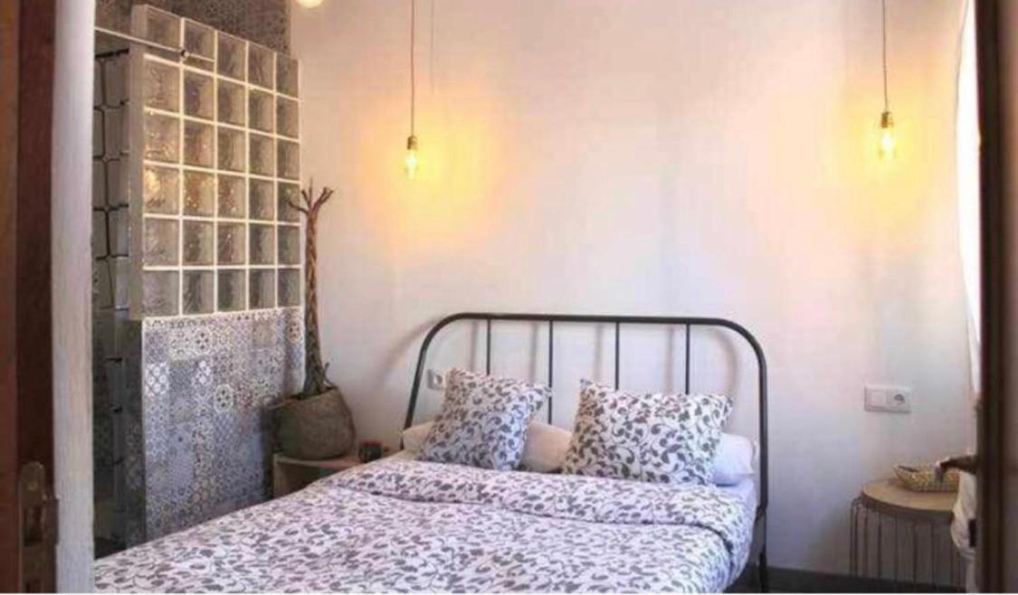 Room, View To The * Seville