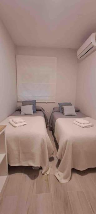 Apartment En Triana: Junto San Jacinto Parking Opcional *