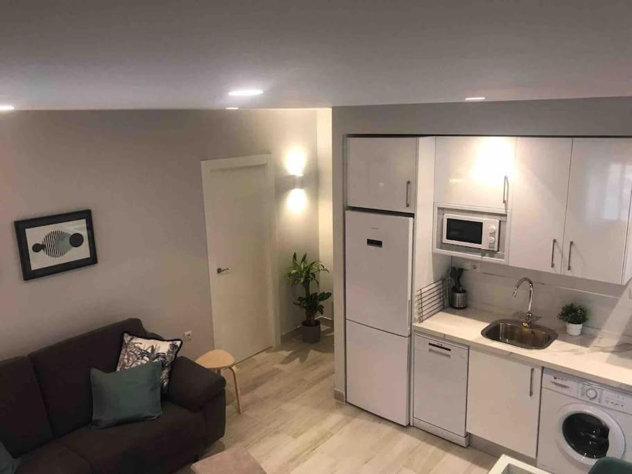 En Triana: Junto San Jacinto Parking Opcional Apartment