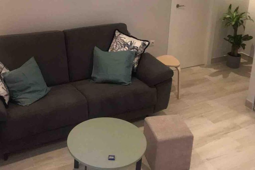 En Triana: Junto San Jacinto Parking Opcional Apartment Seville