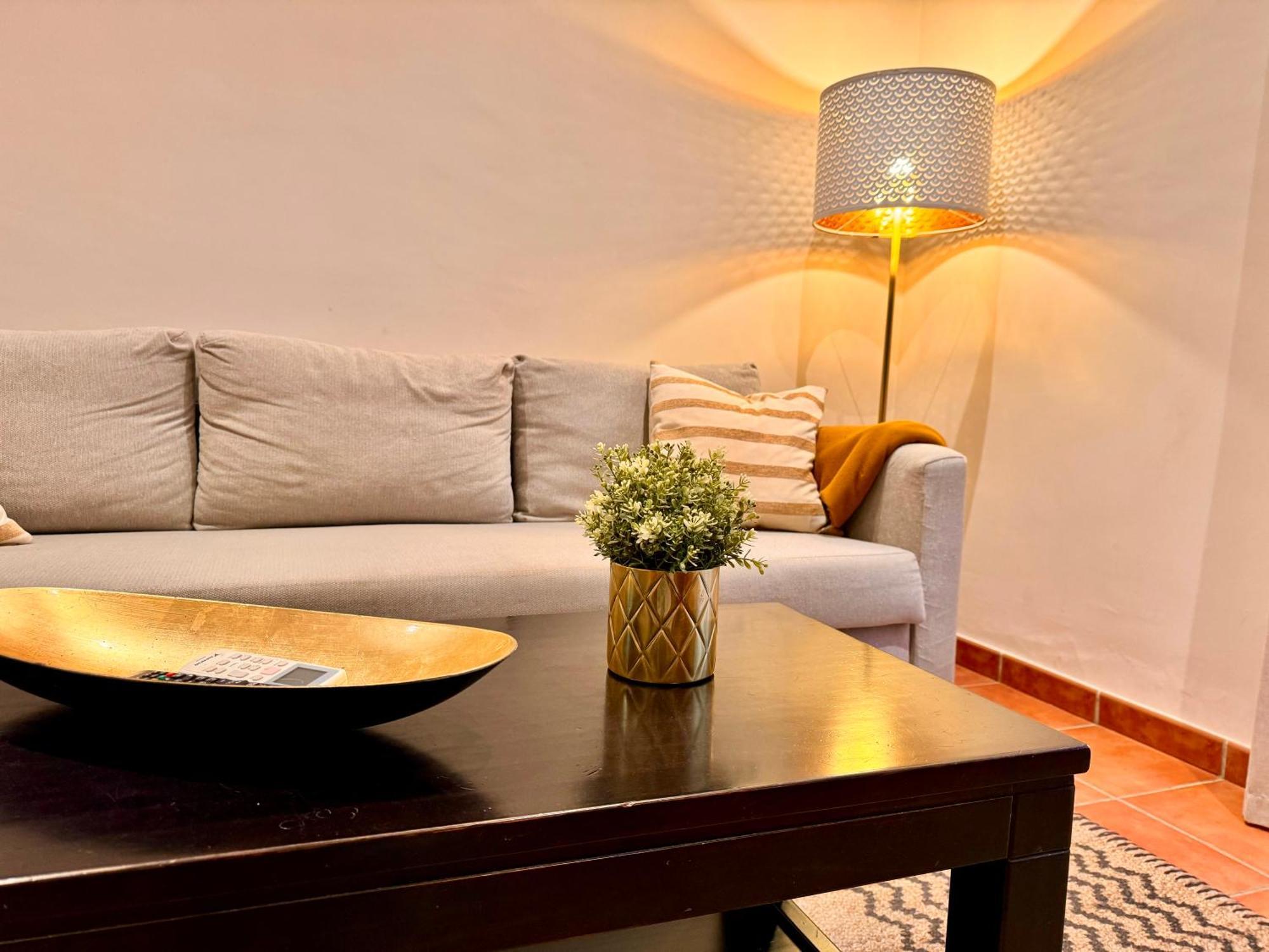Modern Duplex Center 2d2b Apartment *