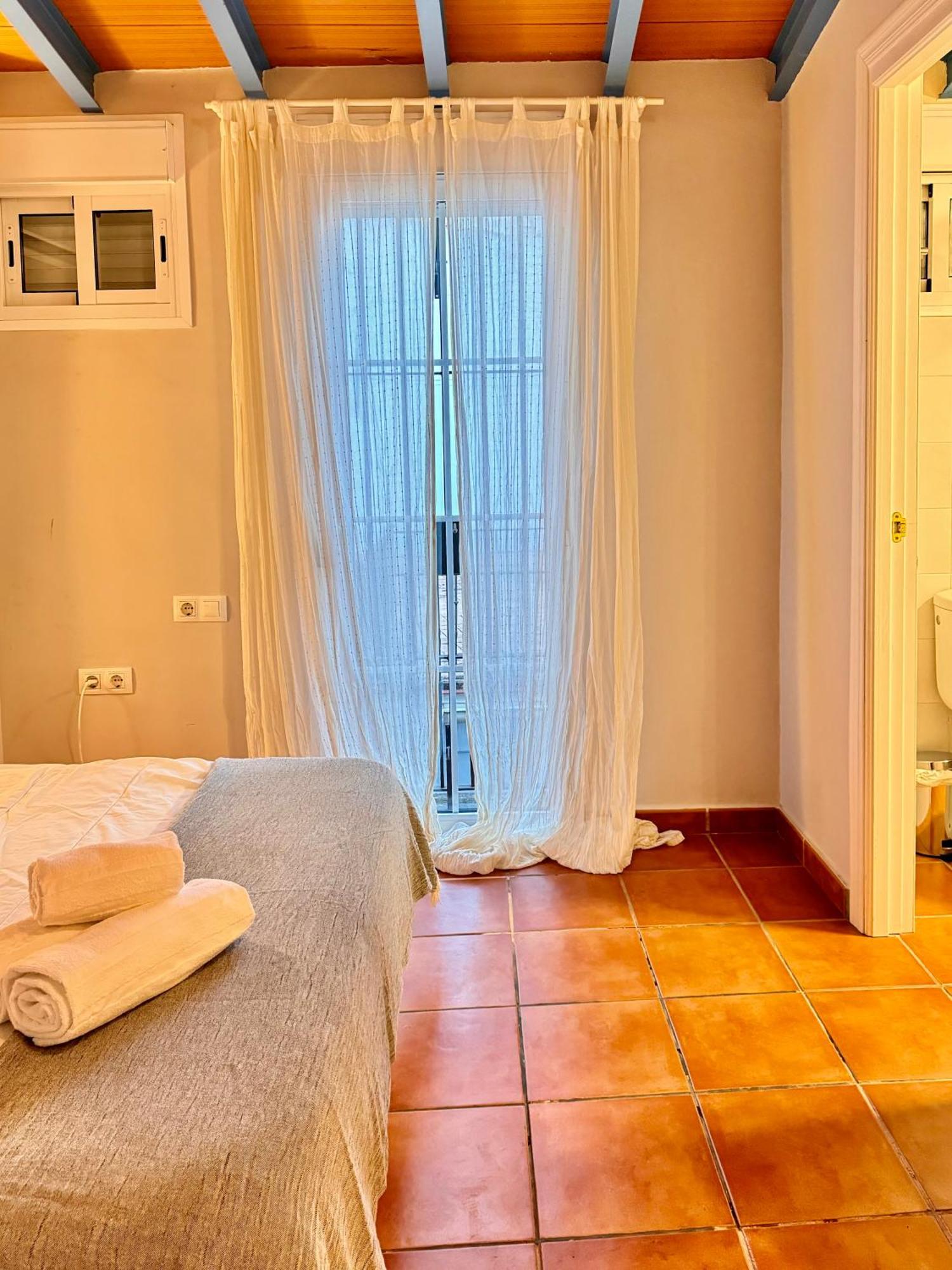 Apartment Modern Duplex Center 2d2b
