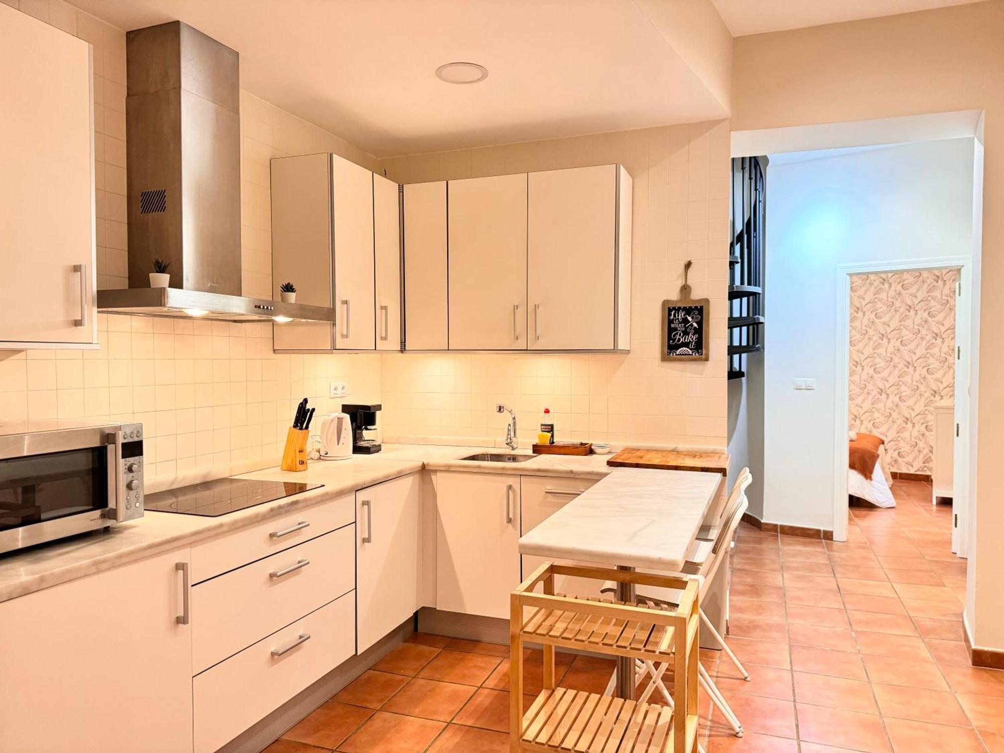 Modern Duplex Center 2d2b *