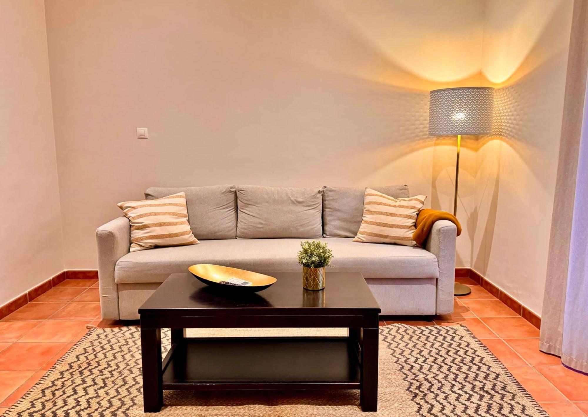 Modern Duplex Center 2d2b