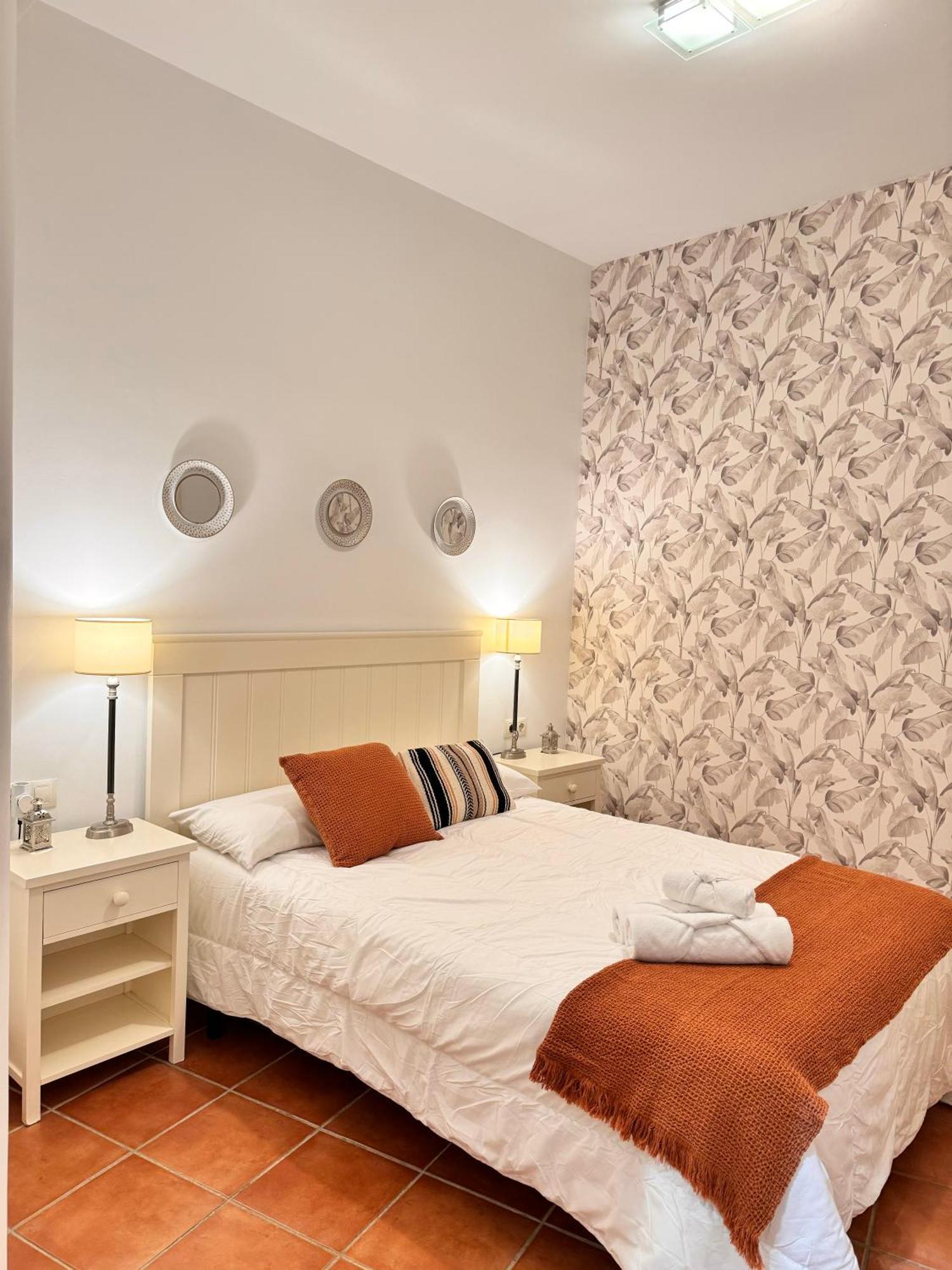 Modern Duplex Center 2d2b Apartment