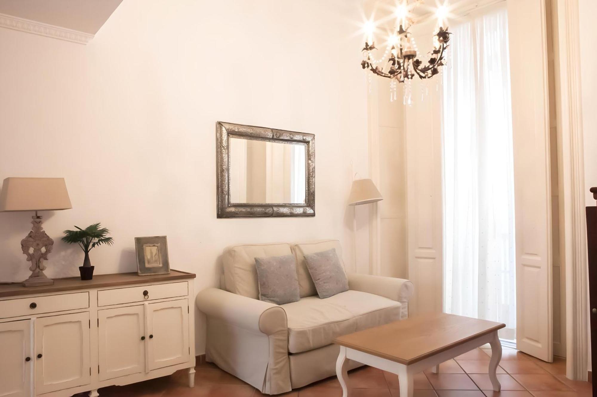 Apartment Romantico, Tranquilo, Centrico *